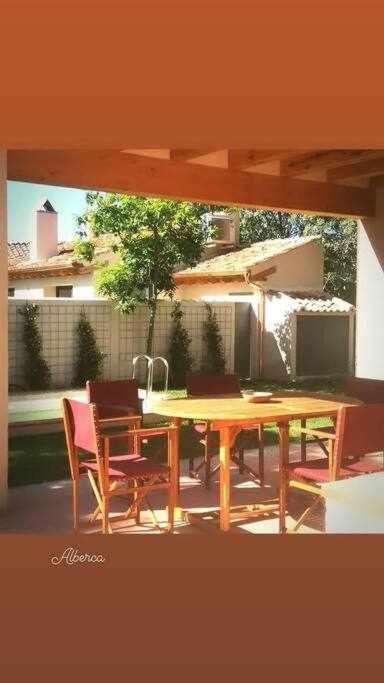הוילה Tenzuela La Alberca Casa Con Jardin Y Piscina מראה חיצוני תמונה